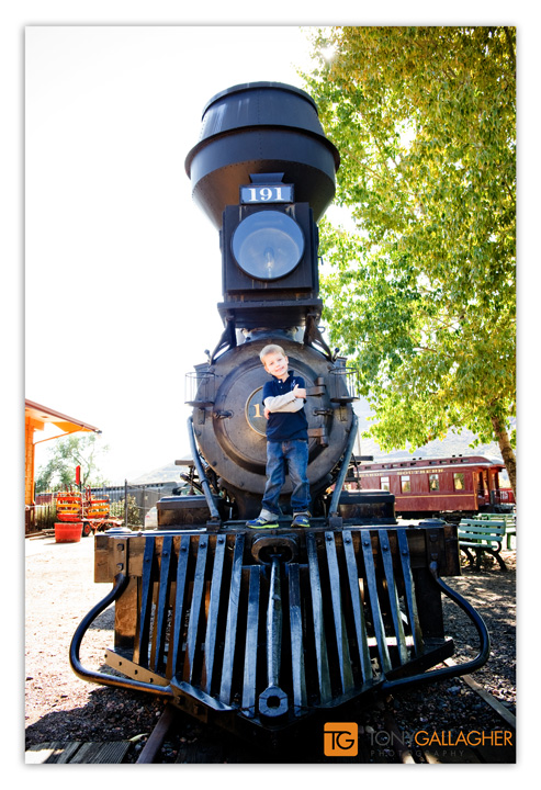 golden-colorado-railroad-museum-tony-gallagher-photography-denver-portrait-family-18